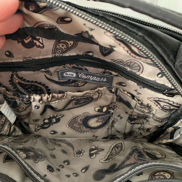 Lug Compass Crossbody Bag Lightweight Black Organizer Purse - Picture 4 of 7